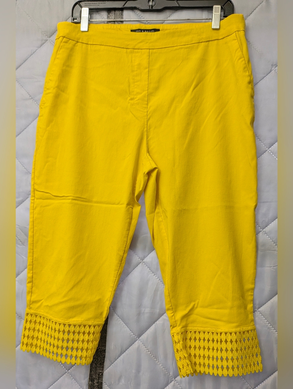 Zac & Rachel Bright Yellow Cropped Capris with Lace Trim